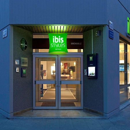 Отель Ibis Styles Grenoble Centre Gare Экстерьер фото